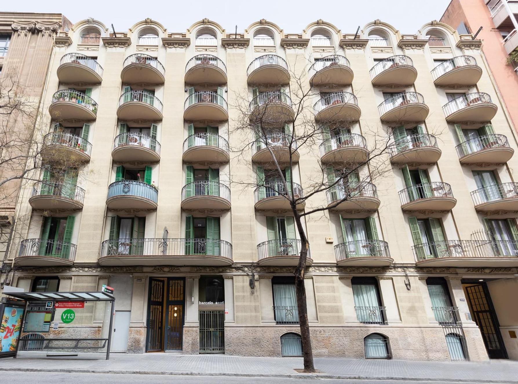 Ola Living Hostal Diagonal Barcelona Exterior foto