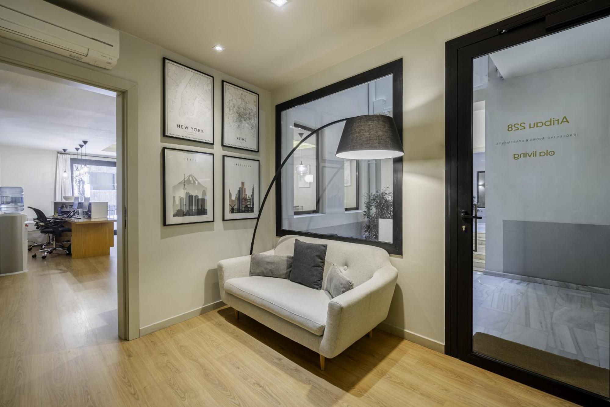 Ola Living Hostal Diagonal Barcelona Exterior foto